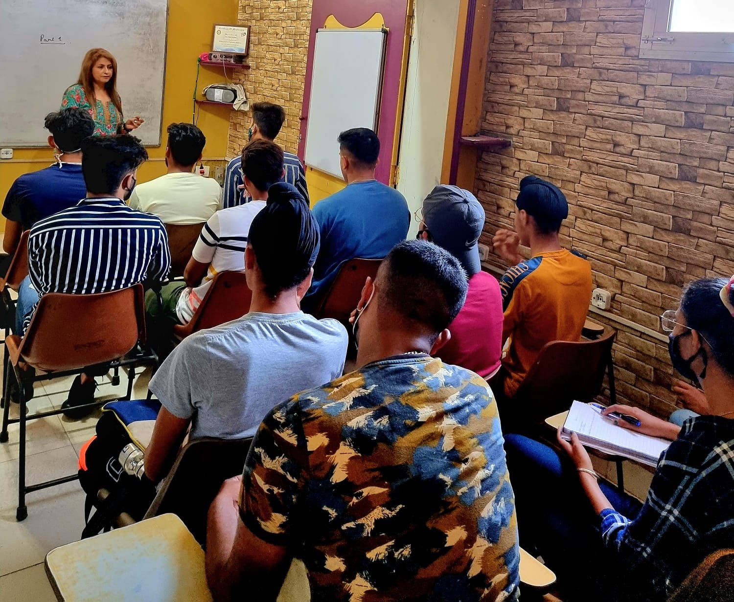 Best SPOKEN ENGLISH INSTITUTE